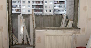 Демонтаж подоконного блока в Пензе – услуги по доступным ценам от 1533 рублей